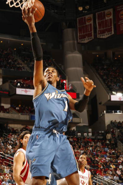 更趋均衡 更趋均衡